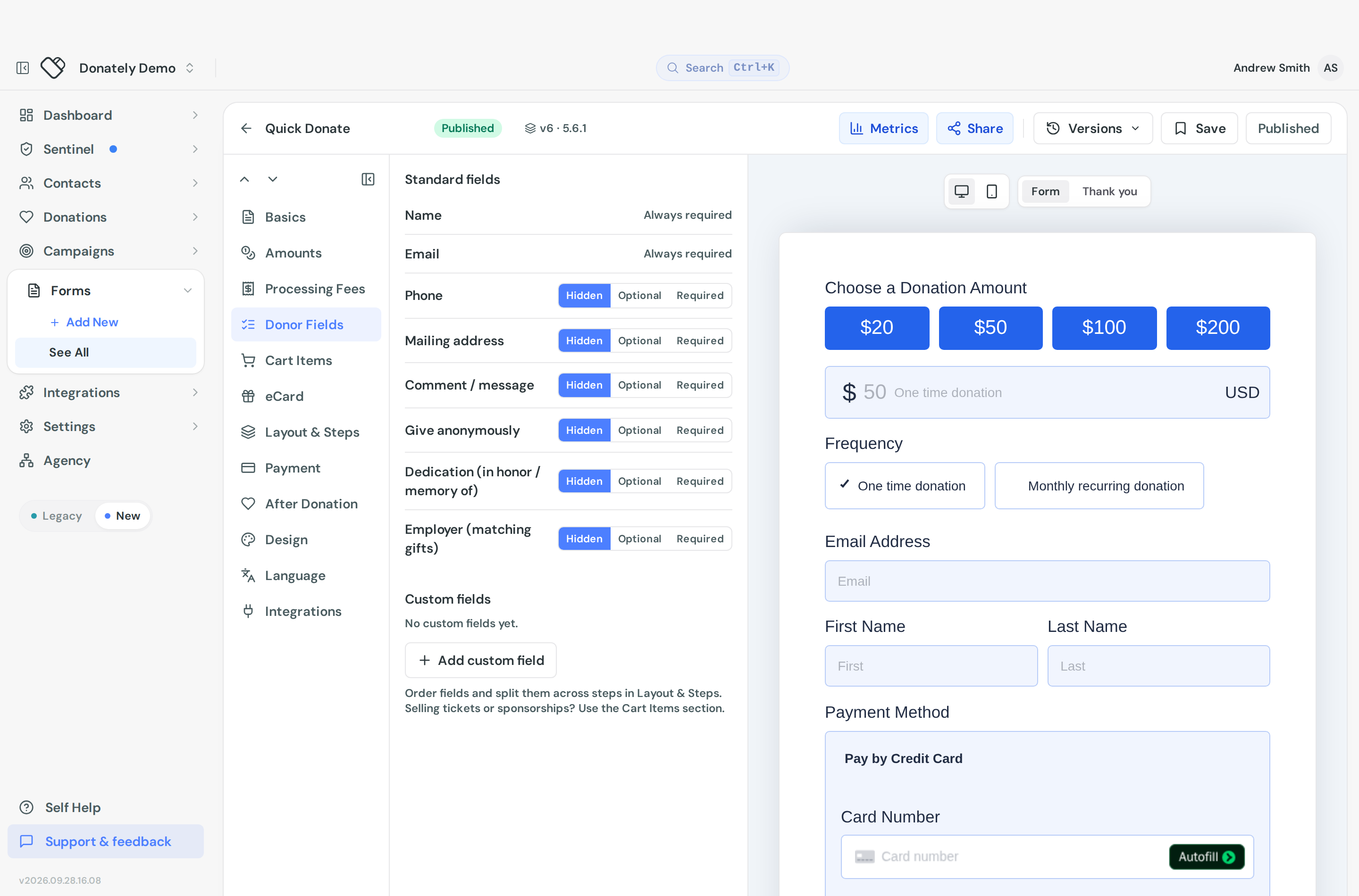 The Donor Fields section of the form builder, with Standard fields above and an empty Custom fields block below